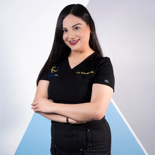Dra. Karla Marisela, odontóloga y ortodoncista en Bright Dental Care en Nogales